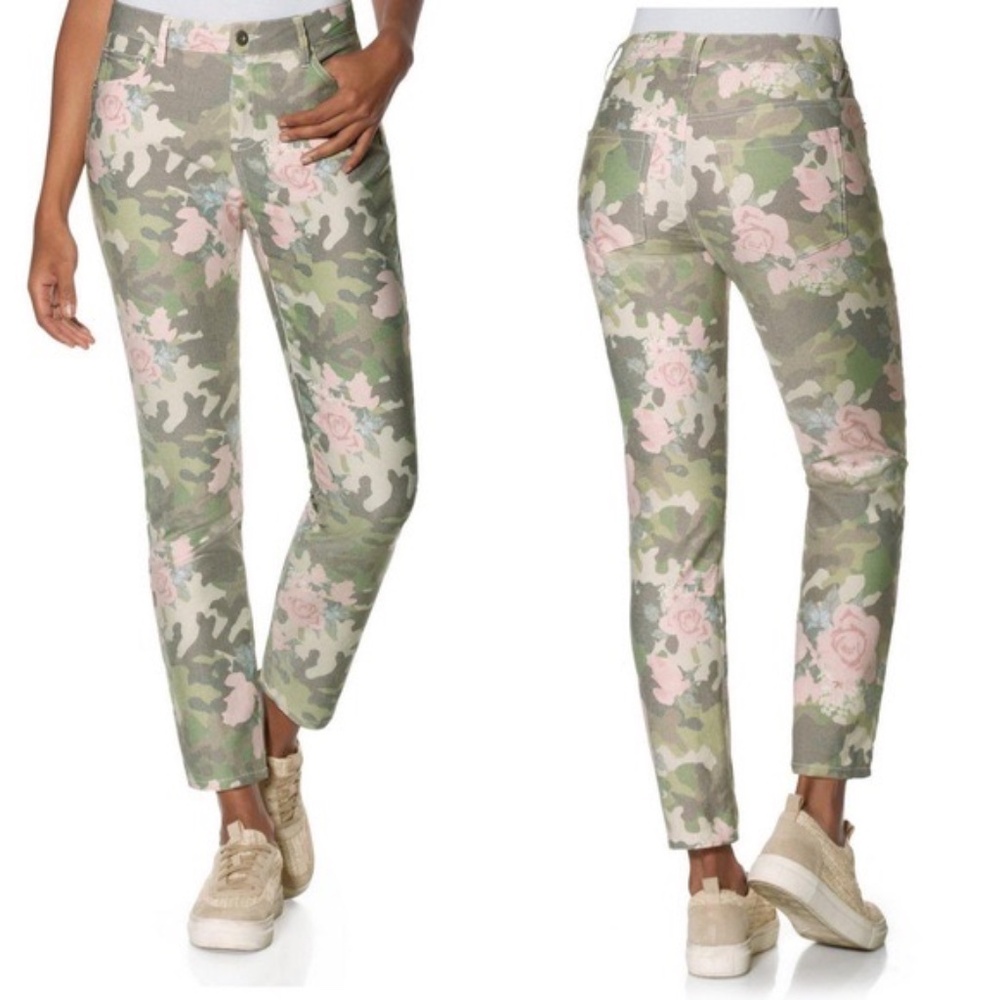 Boston Proper Women's Pull On Camo Floral Jeans, Size 14, Ankle, Slim, Fall